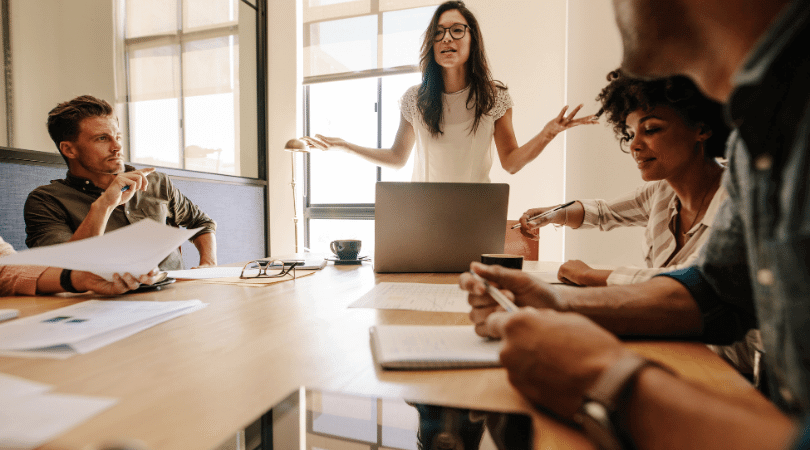 Rocken.Jobs Blog Frauen in Fürhungspositionen-jobsuche 810x450px